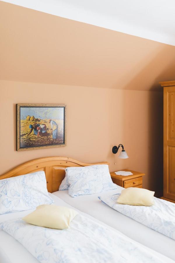 Weingut Peter Grill Bed & Breakfast Leutschach Ngoại thất bức ảnh